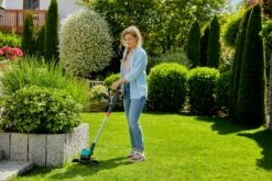 GARDENA Accutrimmer EasyCut 23/18V P4A Set 9 GARDENA Accutrimmer EasyCut 23/18V P4A Set -COPPELMANS Winkel gardena accutrimmer easycut 23 18v p4a set 1500x1000 640af308471b6 l