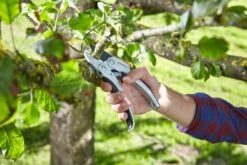 GARDENA Comfort Hefboomsnoeischaar SmartCut -COPPELMANS Winkel gardena comfort hefboomsnoeischaar smartcut 1500x1000 640af82b66871 l