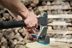 GARDENA Messenslijper 9 GARDENA Messenslijper -COPPELMANS Winkel gardena slijper 1500x1000 640af80266438 l