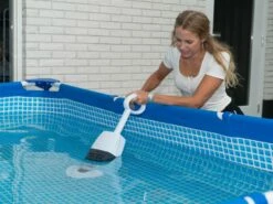Telescopische Accu Zwembad - & Spa Hand Stofzuiger -COPPELMANS Winkel telescopische accu zwembad spa hand stofzuiger 1000x750 62860e9ed0bd7 l